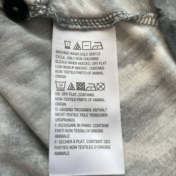 LOGO by Lori Goldstein Blue/Gray/White Camo Button Down Cardigan/Top. Size 1X - Picture 10 of 12